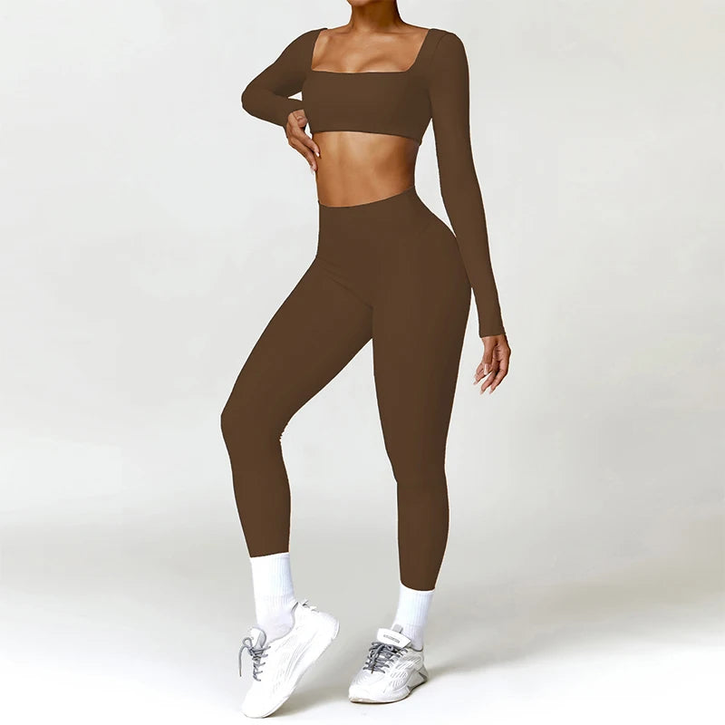 Women’s quick-dry yoga set with leggings and top
